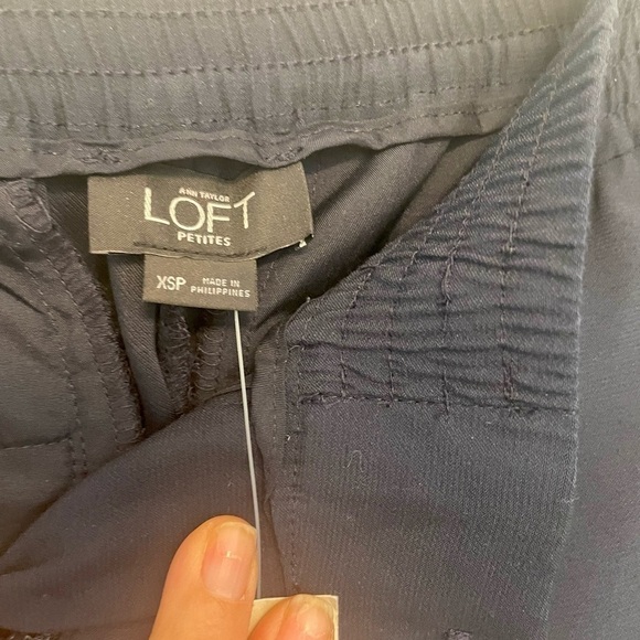 New - LOFT pants - Picture 4 of 6